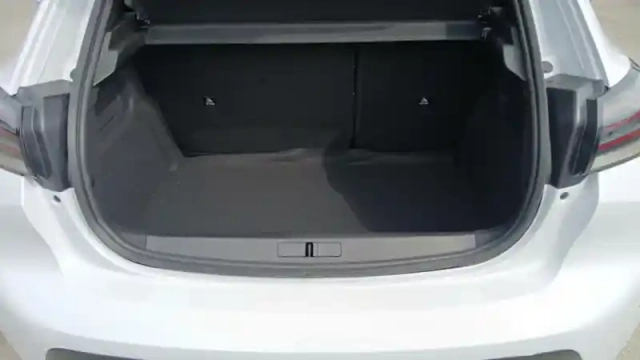 Peugeot 208 hybrid 110 ch e-dcs6 — photo 9