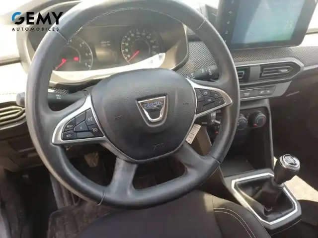 Dacia Sandero tce 90 — photo 13