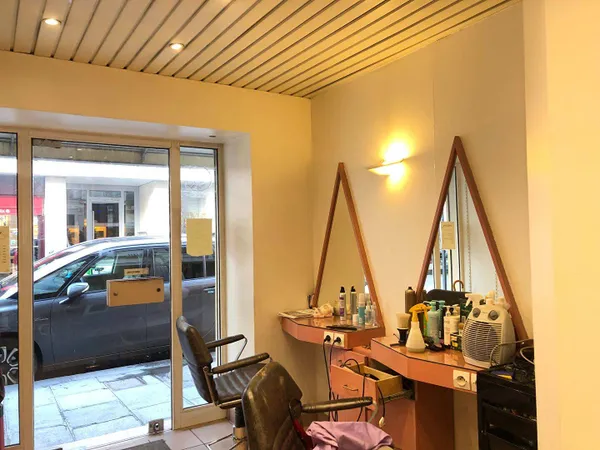 Local commercial 1 pièce 14 m²