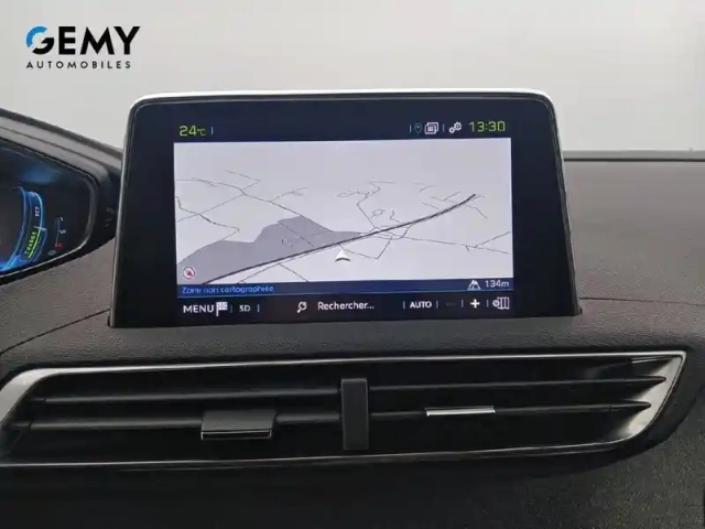 Peugeot 3008 hybrid 225 e-eat8 — photo 43
