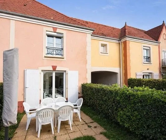 Maison récente au pied de la plage et des commerces