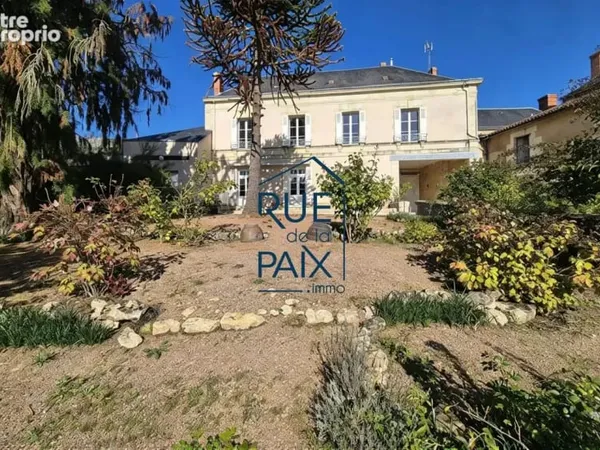 Maison 6 pièces 218 m²