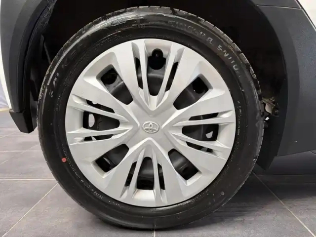 Toyota Aygo X 1.0 vvt-i 72ch dynamic my24 — photo 10