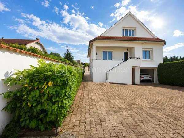 Maison de ville 5 pièces 140 m²