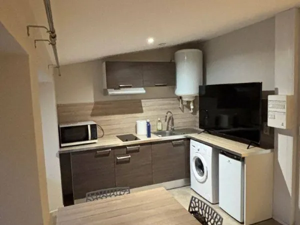 Studio 1 pièce 23 m²