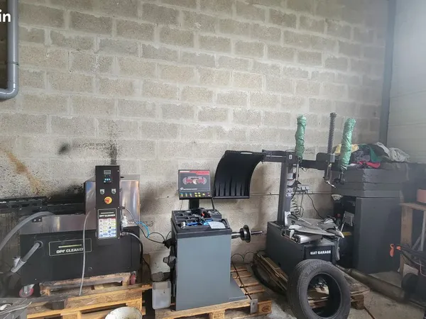 Garage auto a céder
