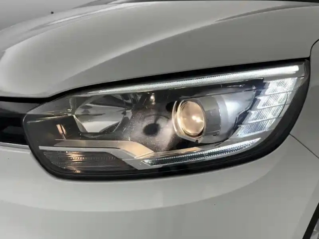 Renault Scenic dci 110 energy — photo 35
