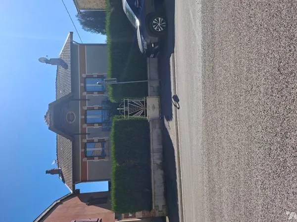 Maison 8 pièces 174 m²