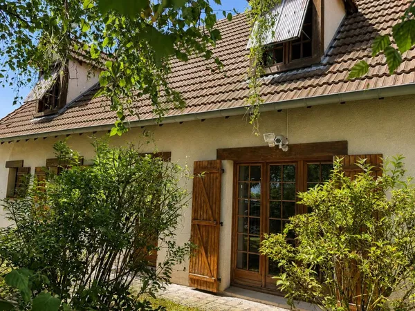 Maison 5 pièces 168 m²