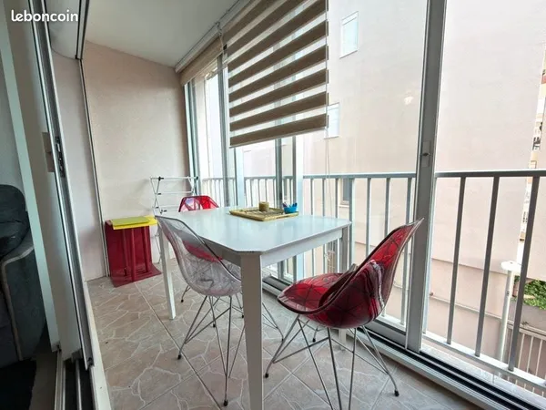 Studio 1 pièce 20 m²