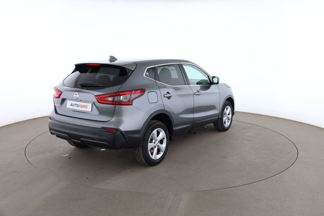 Nissan Qashqai 1.3 DIG-T Acenta — photo 5
