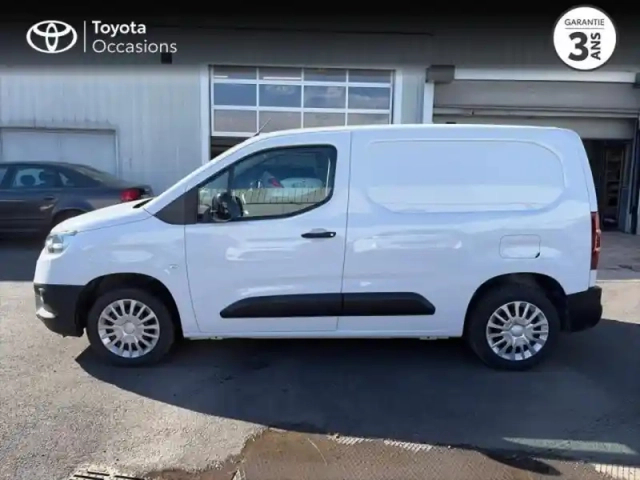 Toyota Proace city medium 130 d-4d business bva rc23 — photo 3