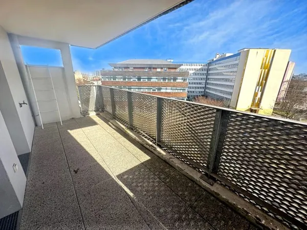4 pièces de 75.82m² proche RER B