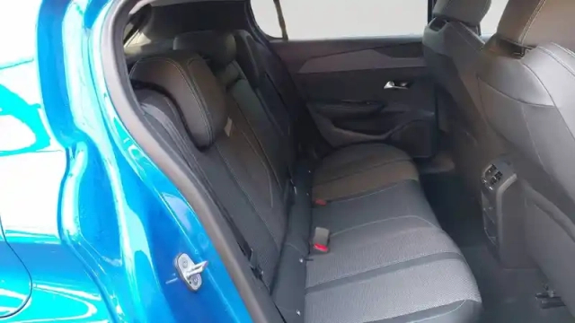 Peugeot 308 bluehdi 130ch s&amp;s eat8 — photo 16