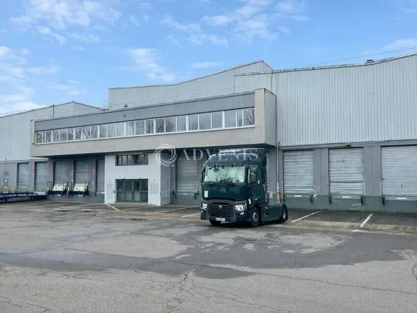 Entrepôt 1393 m²