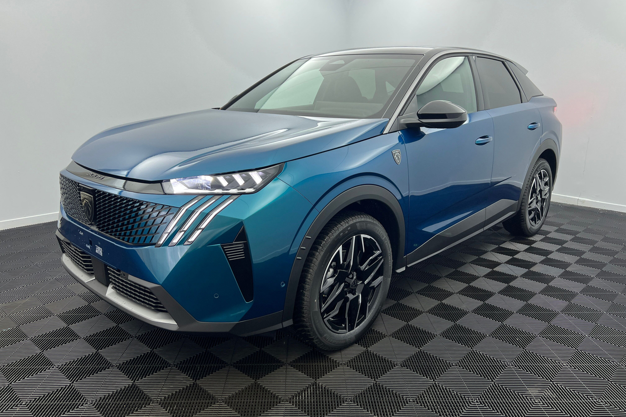 PEUGEOT 3008 Hybrid 145 e-DCS6 — photo 1