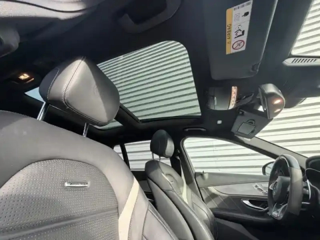 Mercedes Classe C 63 s amg — photo 18
