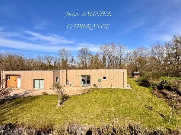Maison de plain-pied 7 pièces 180 m²