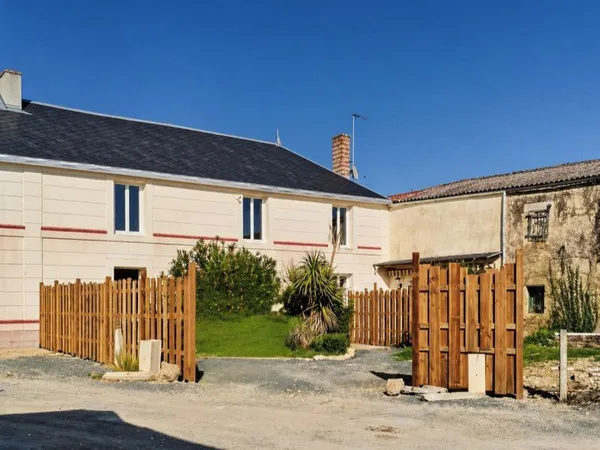 Maison familiale rénovée entre Aigrefeuille et Surgères