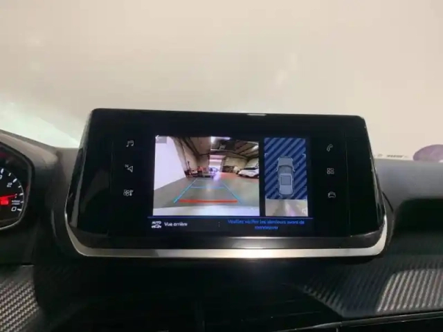 Peugeot 2008 1.2 130 style camera carplay clim auto — photo 12