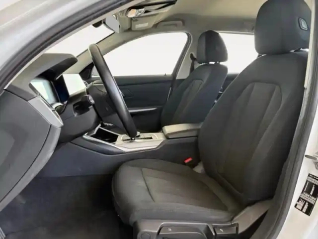 Bmw Serie 3 série 3 touring 316da mh 122ch business design — photo 9
