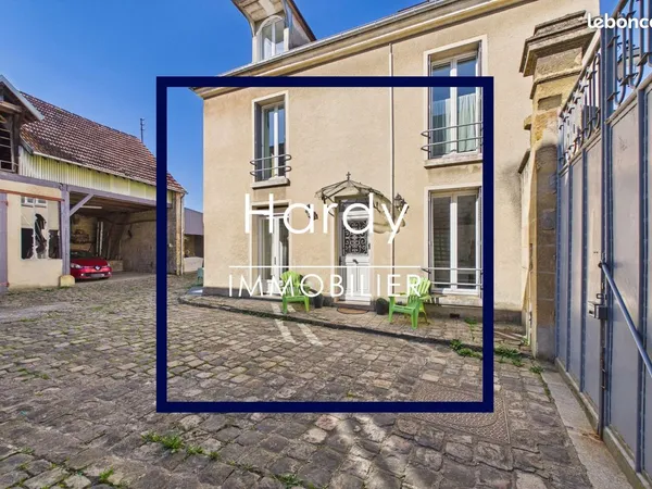 Immeuble 346 m²