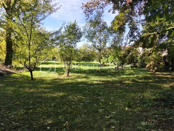 Terrain 1124 m²