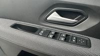 Dacia Sandero 1.0 TCe 90ch Expression — photo 17