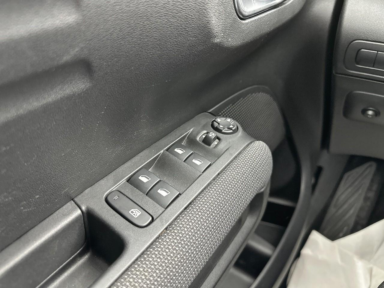 Citroën C3 Aircross bluehdi 120 s&s eat6 shine — photo 16