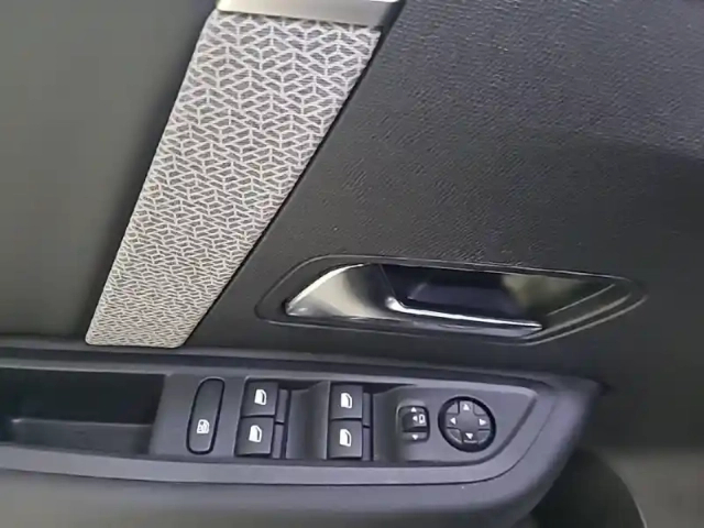 Citroën C4 puretech 130 s&amp;s eat8 — photo 52