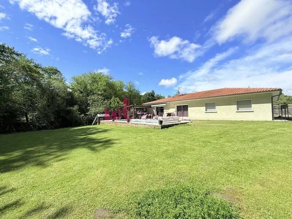 Maison 5 pièces 145 m²