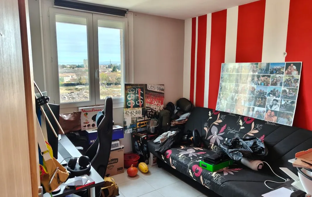 Photo 3