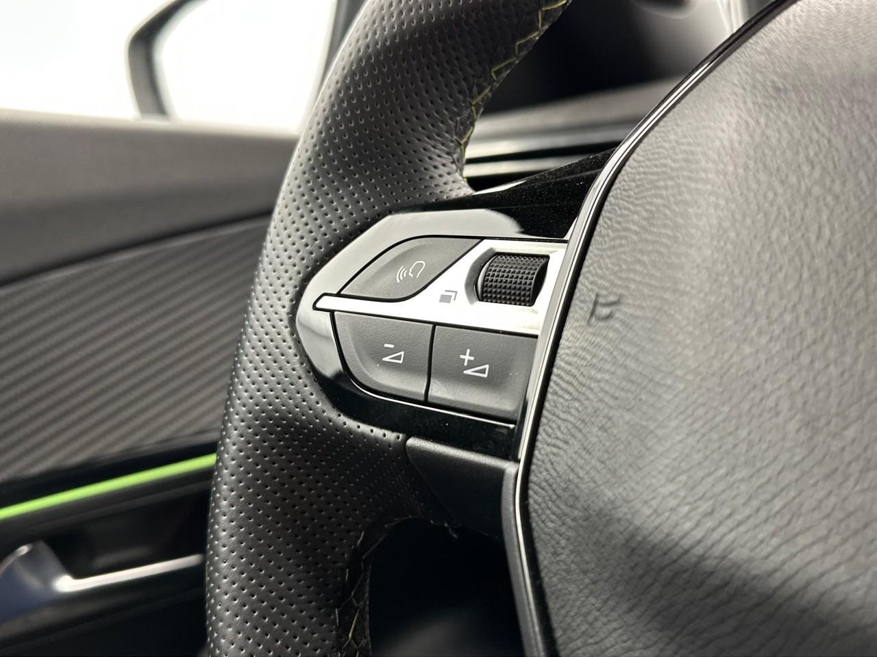 Peugeot 2008 puretech 130 s&s bvm6 gt — photo 18