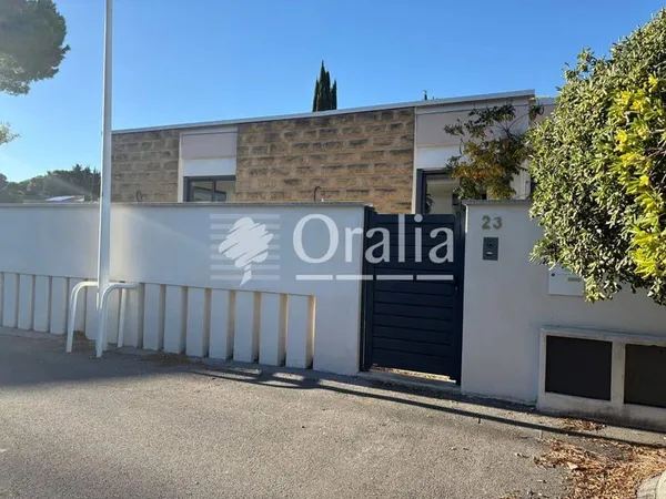 Maison de plain-pied 4 pièces 140 m²
