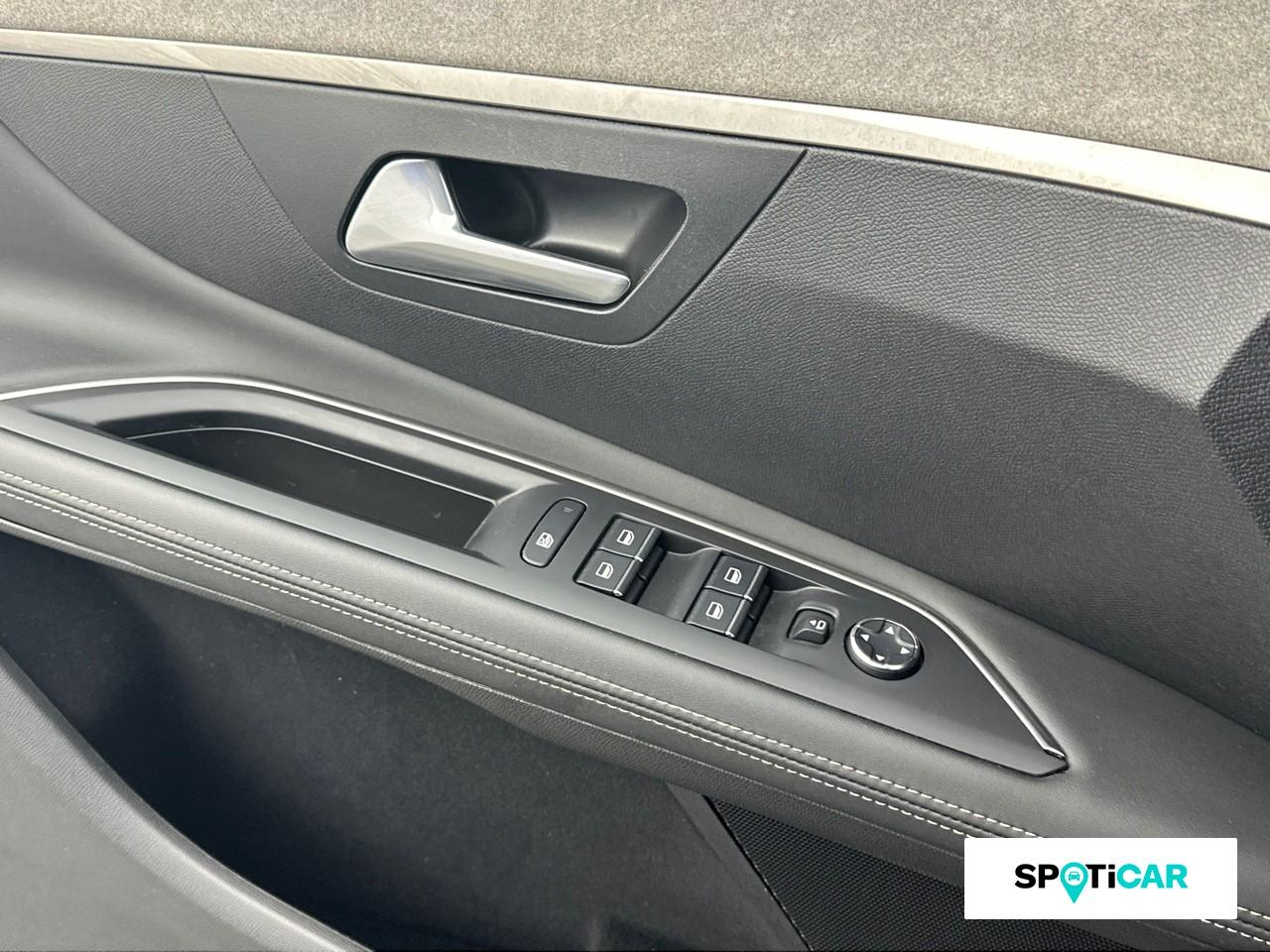 Peugeot 3008 hybrid 225ch gt e-eat8 — photo 17