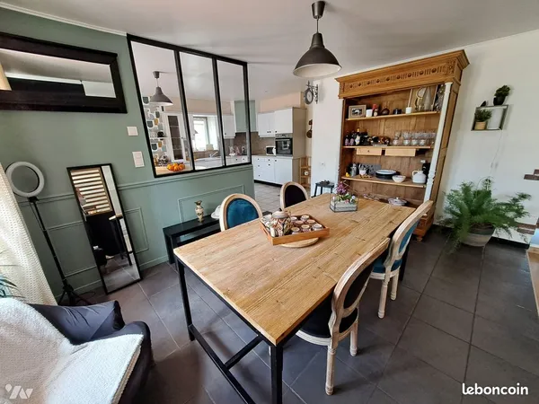 Maison 7 pièces 197 m²