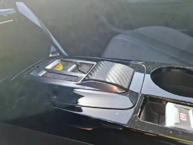 Peugeot 208 puretech 100 s&amp;s eat8 — photo 42