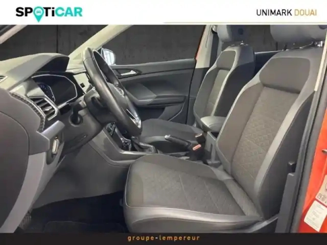 Volkswagen T-Cross 1.0 tsi 115ch carat dsg7 — photo 9