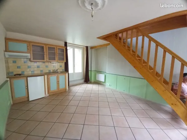 Maison de bourg - Le Montet - 45 m² - 300 /mois
