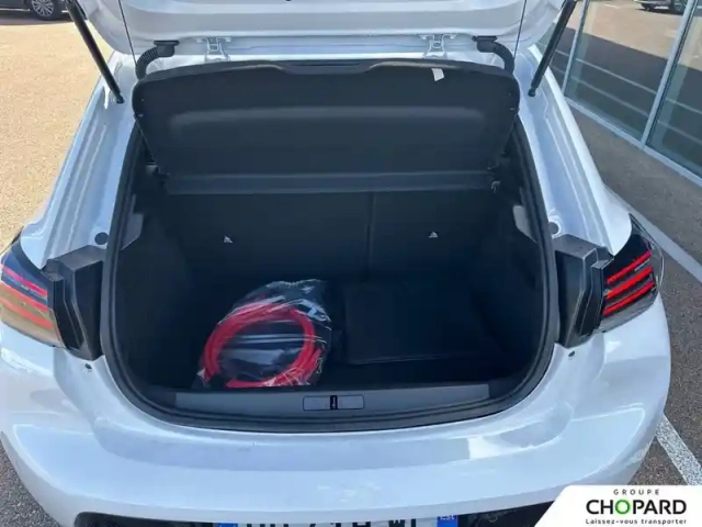 Peugeot 208 electrique 50 kwh 136ch — photo 33