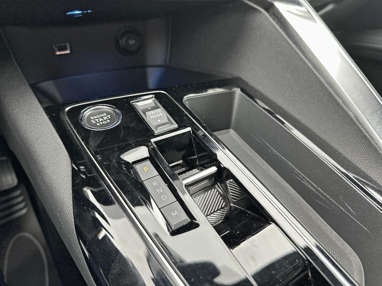 Peugeot 3008 puretech 130ch s&s eat8 allure pack — photo 30