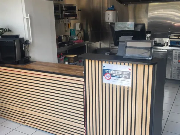 Hôtellerie et restauration Vente Saint-Pierre 30m² 29000€