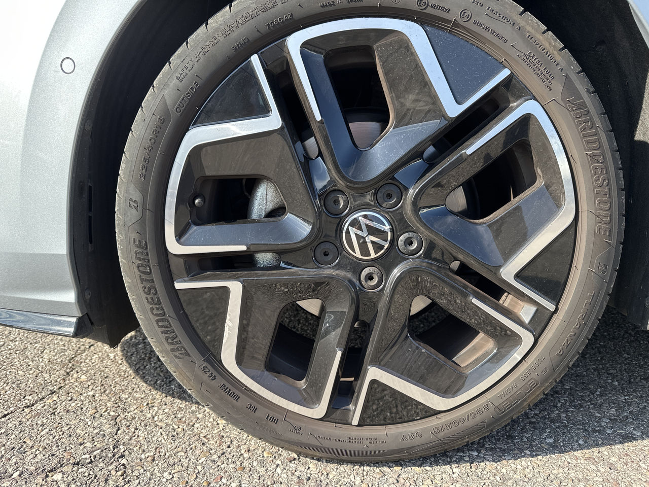 Volkswagen Golf 1.5 eTSI EVO2 116 DSG7 — photo 22