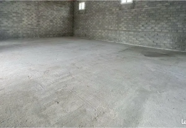 Local 100m2