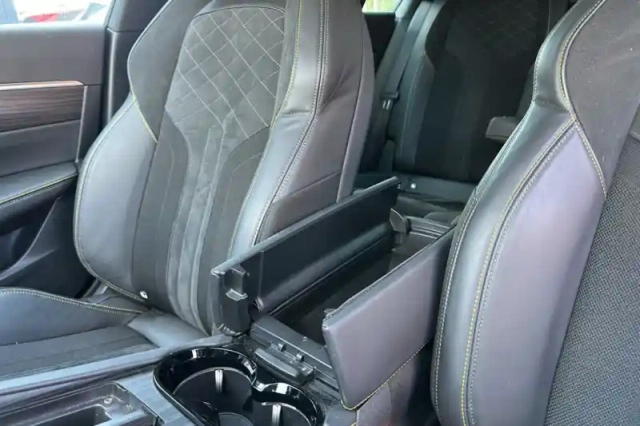 Peugeot 508 hybrid4 360 e-eat8 peugeot sport engineered — photo 26