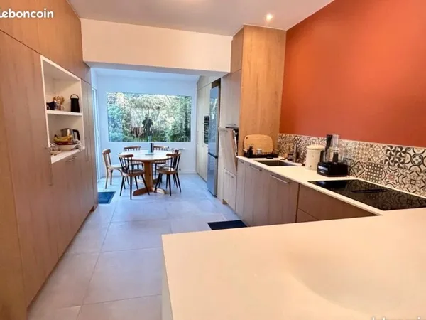 Maison familiale 174 m² - 4 chambres + bureau + potentiel - Double garage - Carnel - Lorient