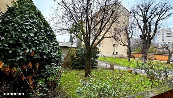 Appartement 5 pièces - Charpennes