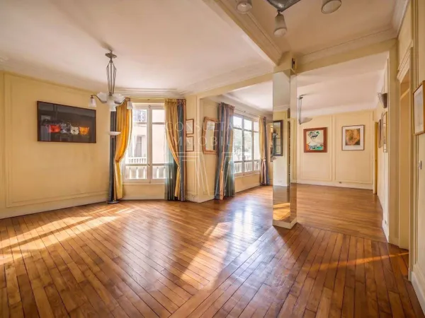 Appartement 5 pièces 124 m²
