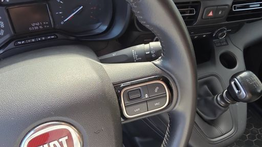 Fiat Doblo Cargo VU 1.2 PureTech 110 - Pro Lounge Connect – 2024 – 33816 km – Essence – Boîte Manuelle — photo 12