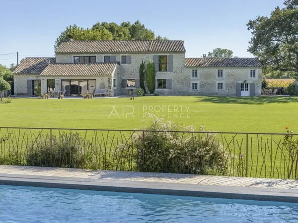 Maison de luxe 19 pièces 480 m²